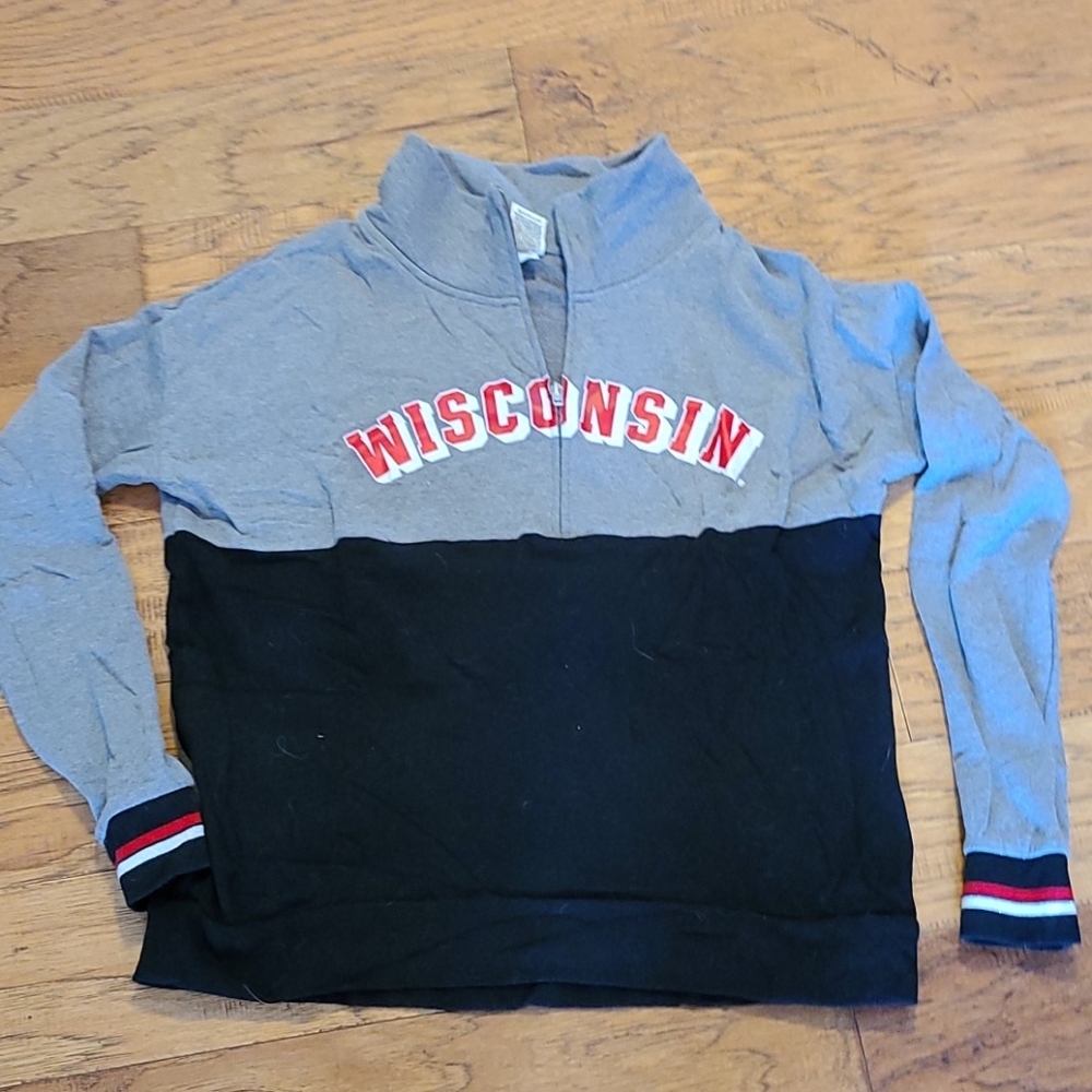 Wisconsin quarter zip up sweatshirt